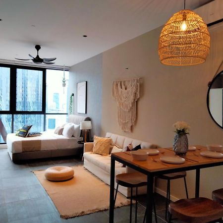 Scarletz Suites KLCC I HomeBrickz Kuala Lumpur Exterior foto