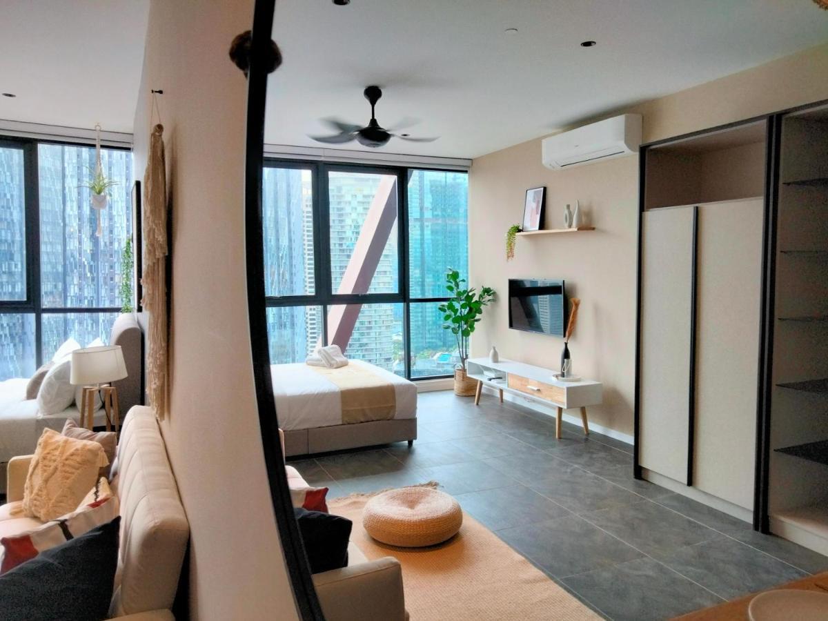 Scarletz Suites KLCC I HomeBrickz Kuala Lumpur Exterior foto